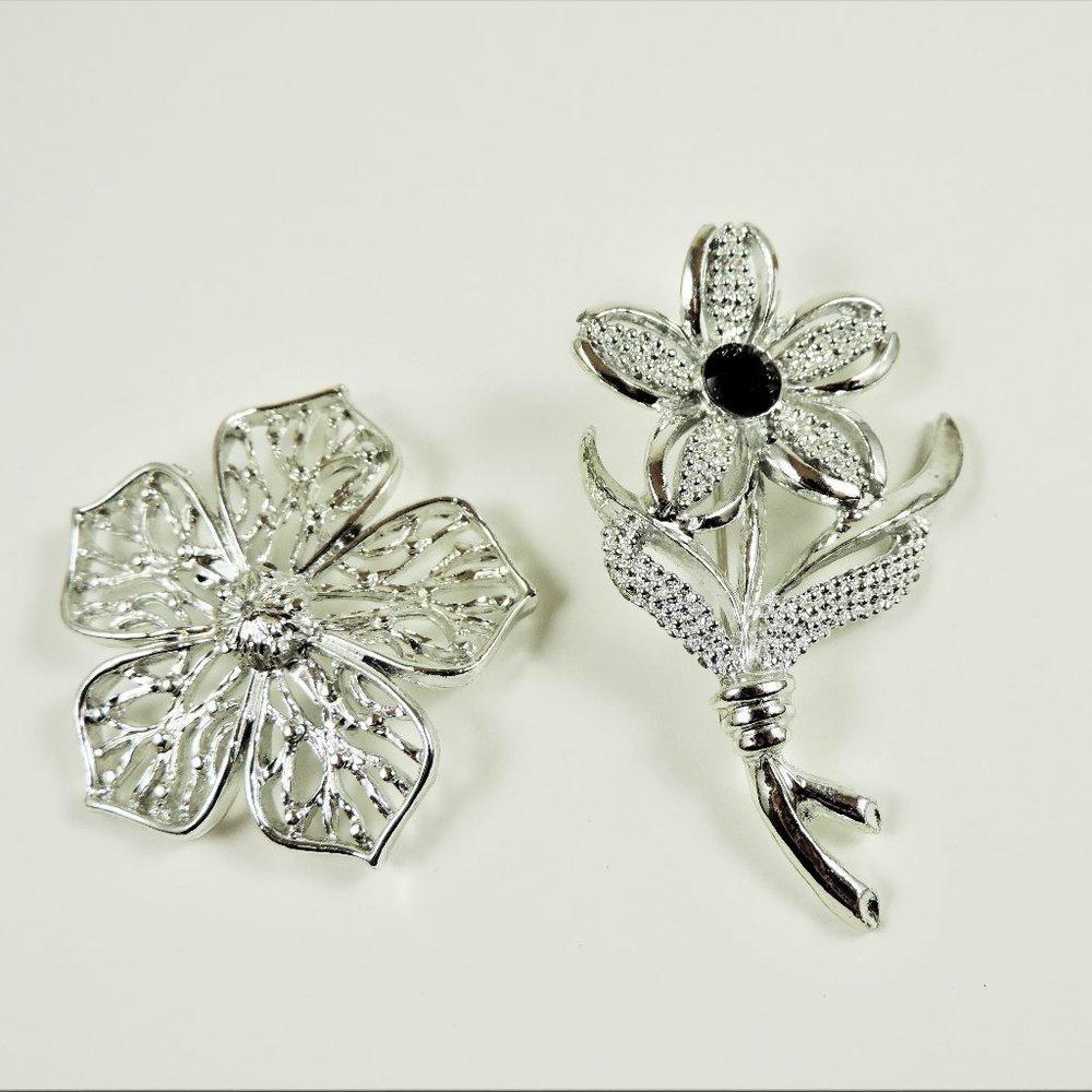 Vintage | Two Silver Tone Brooches